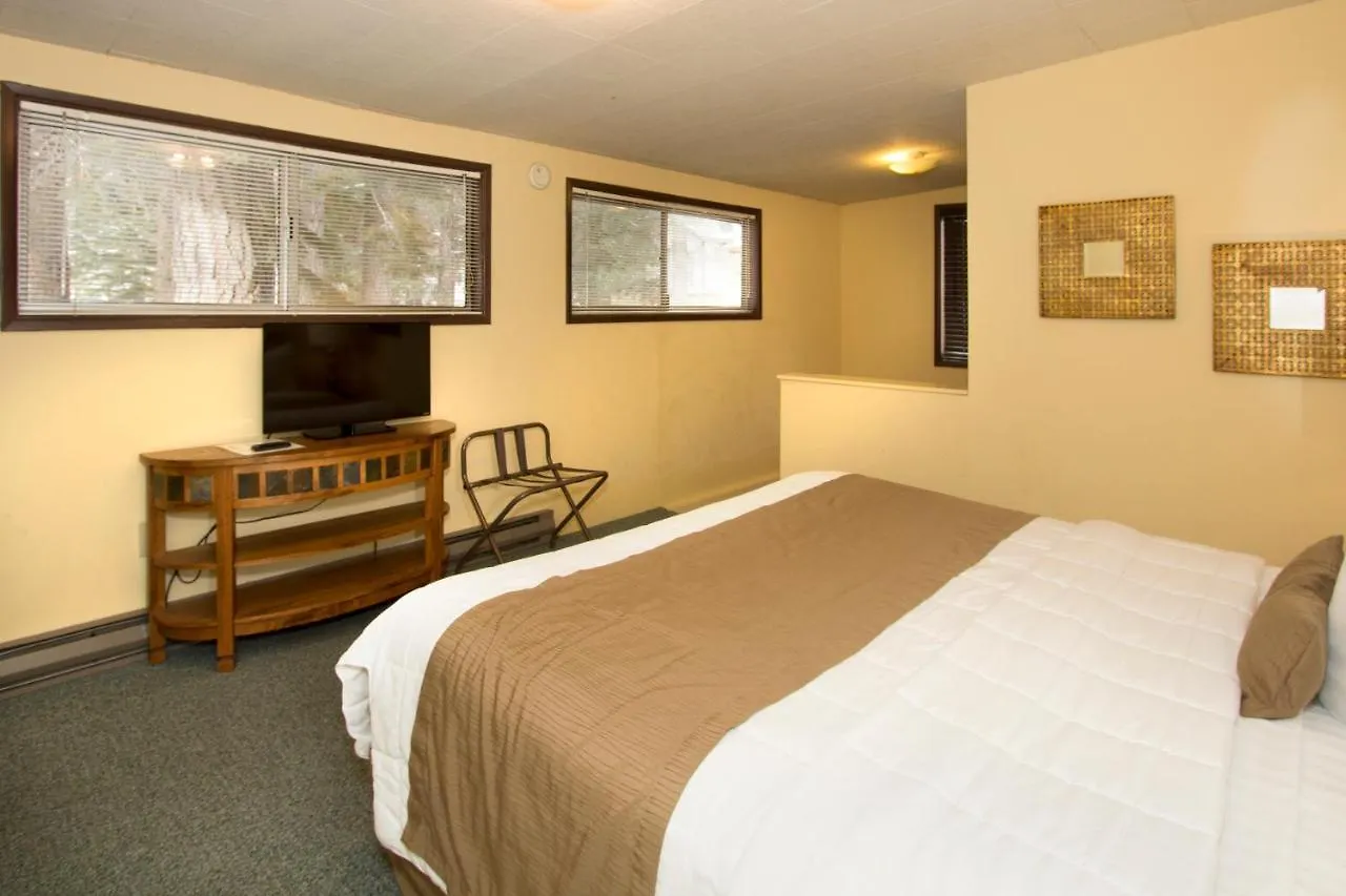 Holiday Haus Mammoth Lakes
