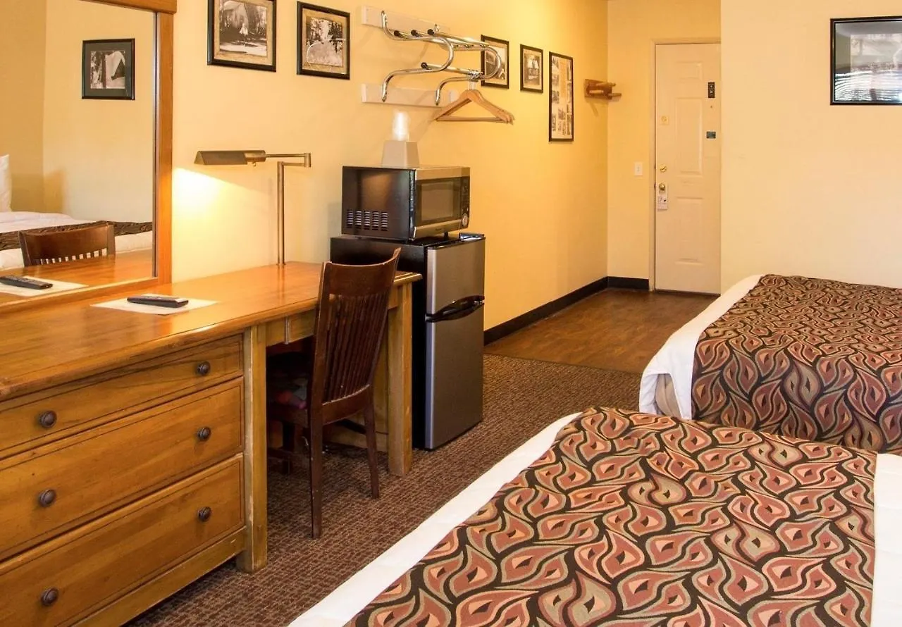 Holiday Haus Mammoth Lakes