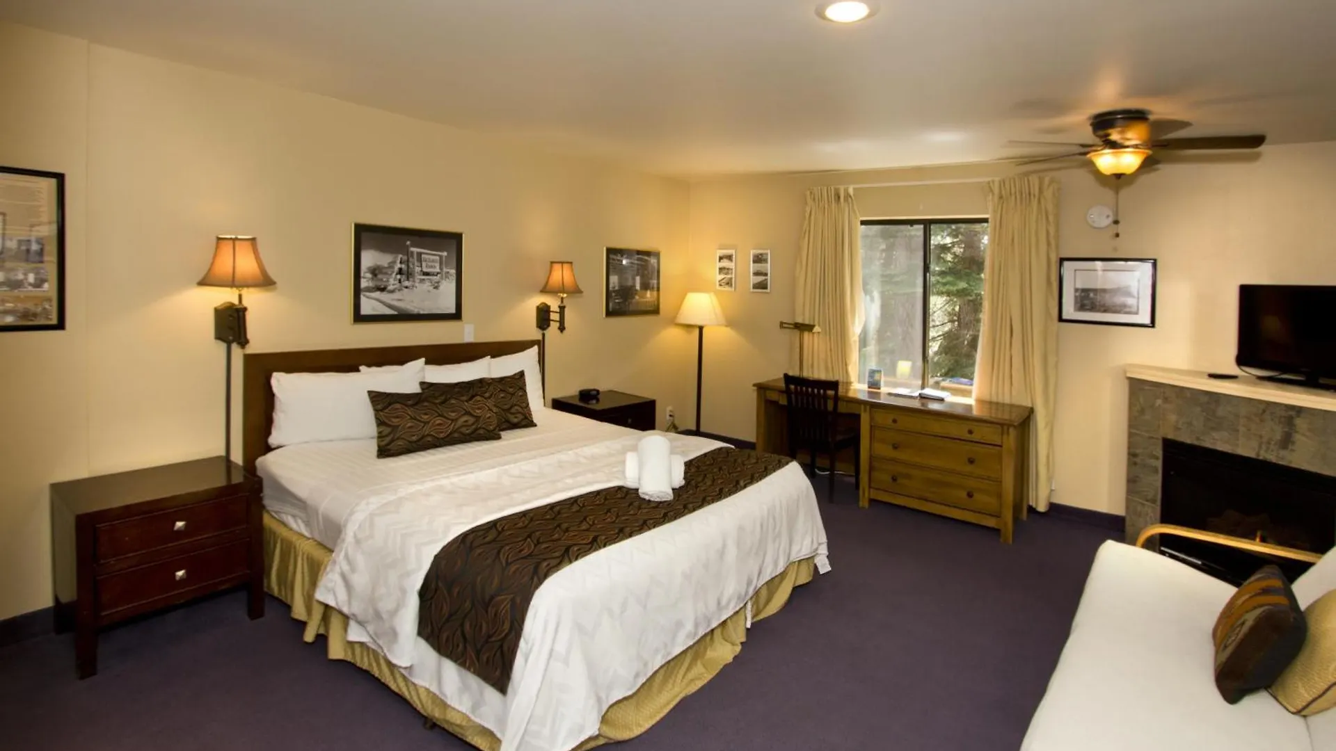 Holiday Haus Mammoth Lakes 3*,